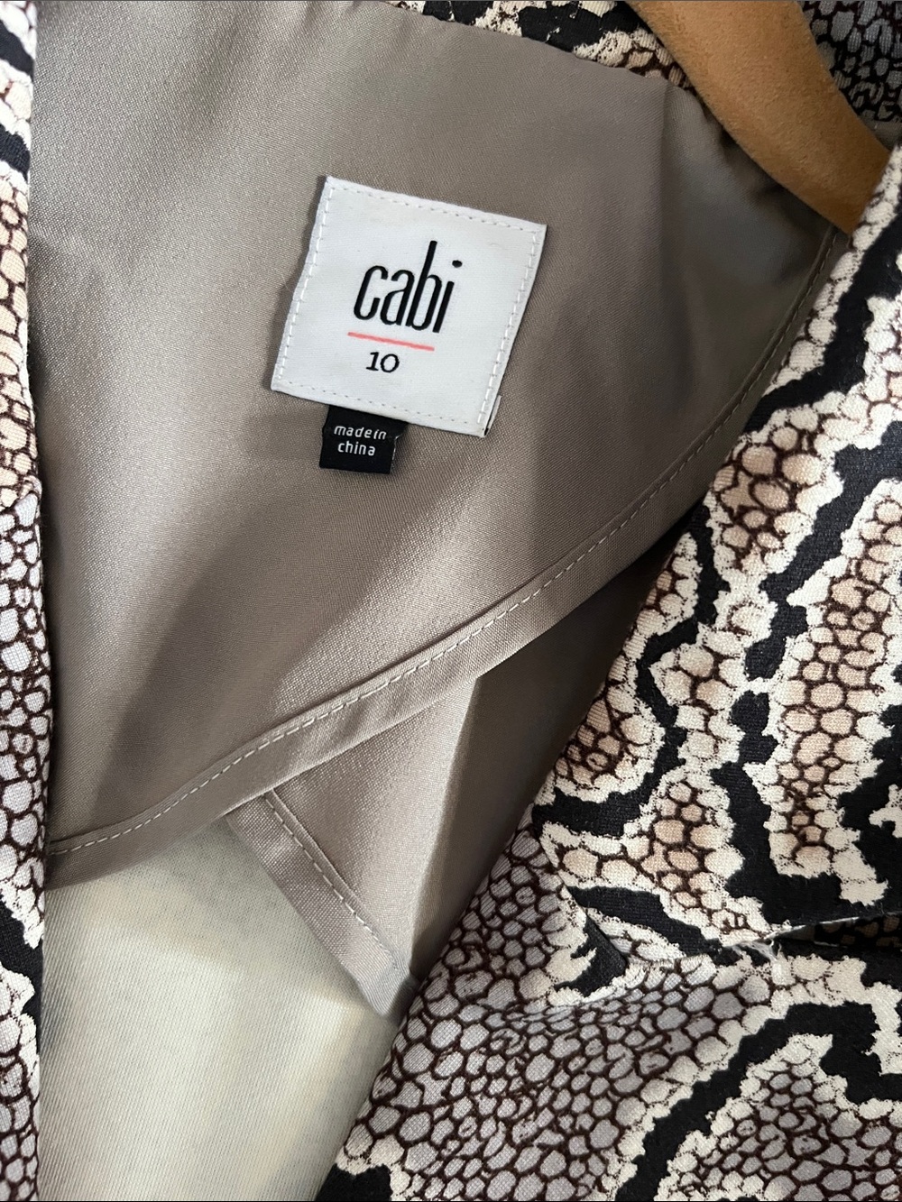 Cabi Python Blazer - Picture 7 of 12